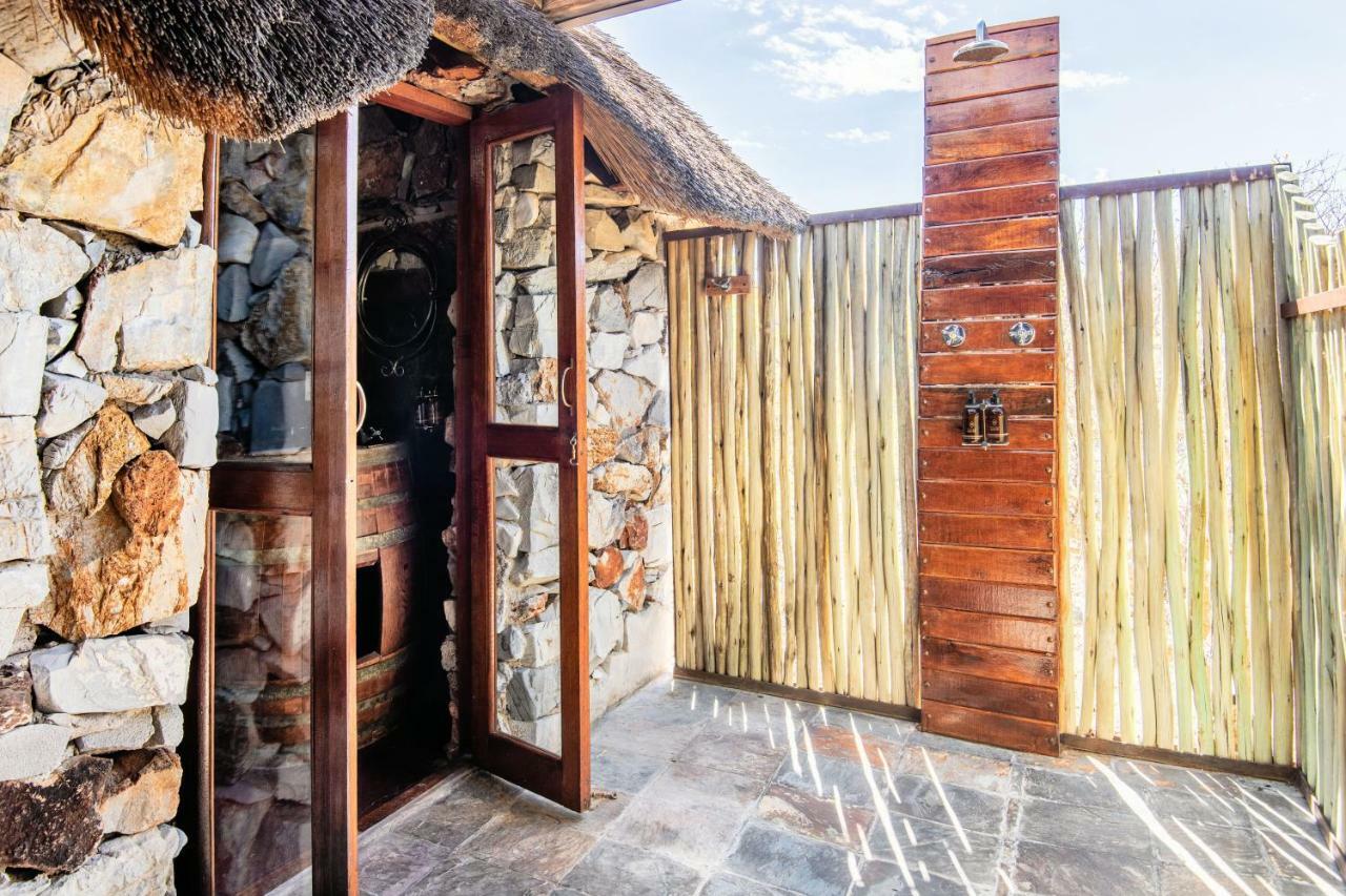 Eagle Tented Lodge & Spa オカウクエジョ エクステリア 写真
