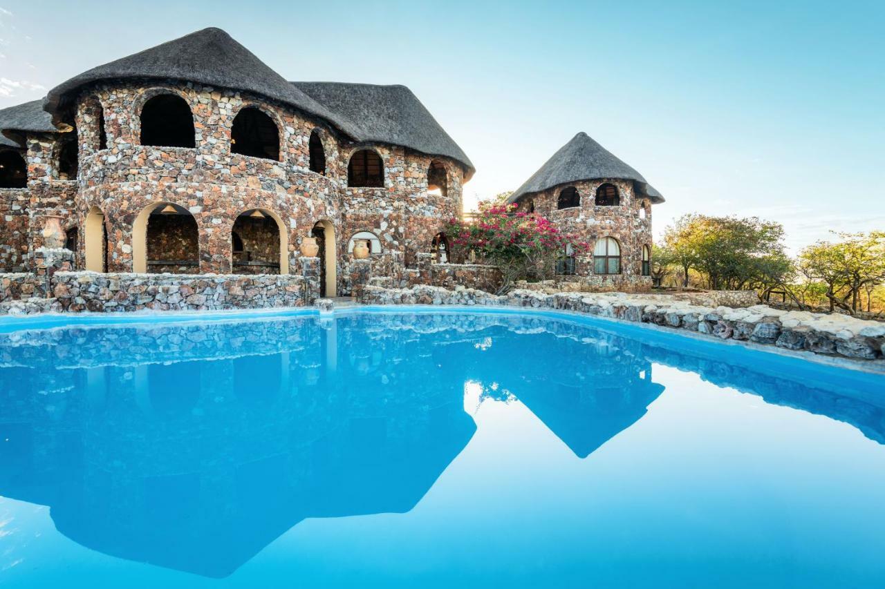 Eagle Tented Lodge & Spa オカウクエジョ エクステリア 写真