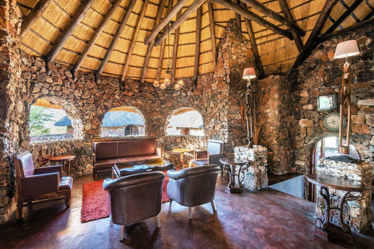 Eagle Tented Lodge & Spa オカウクエジョ エクステリア 写真