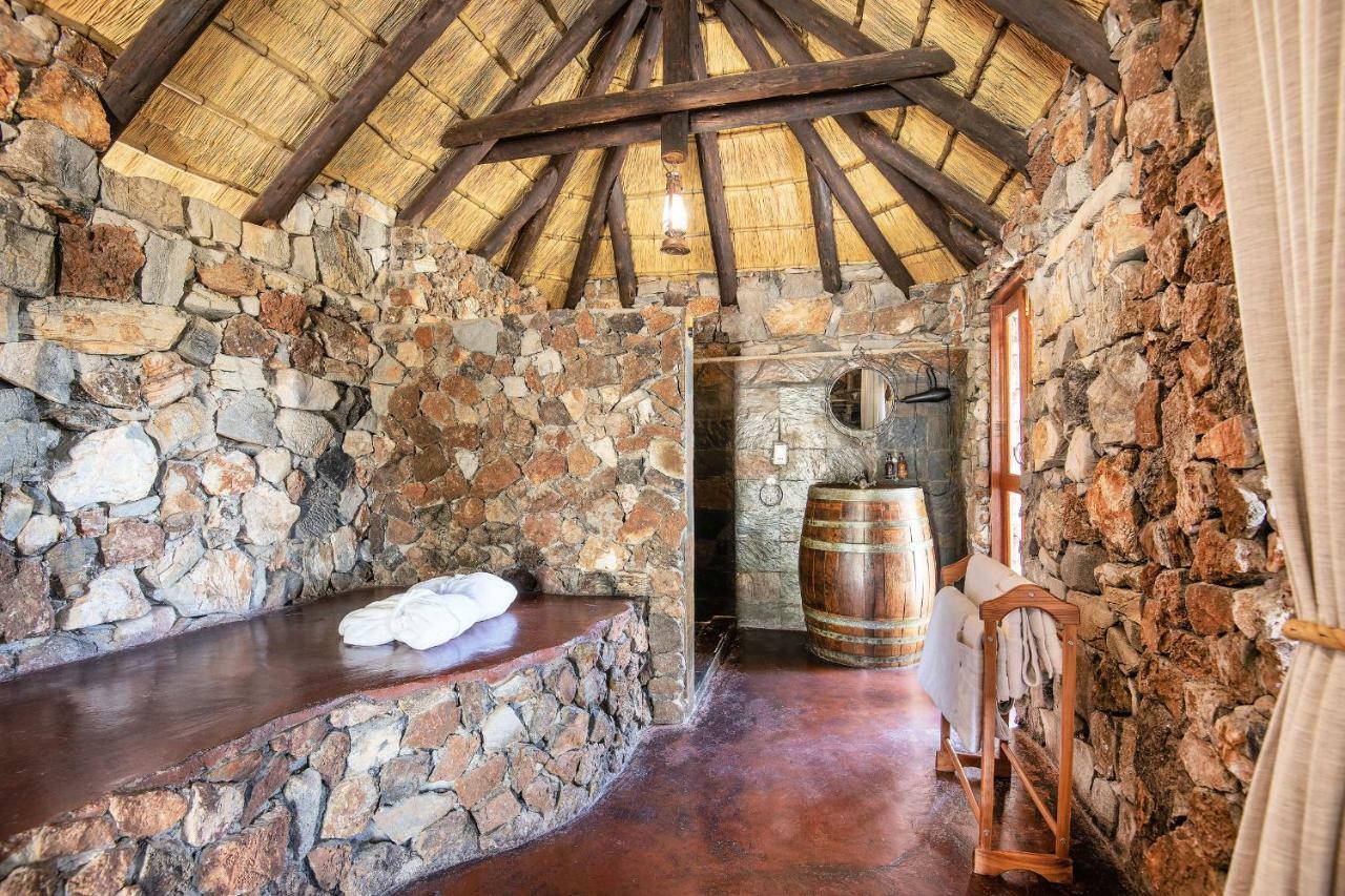 Eagle Tented Lodge & Spa オカウクエジョ エクステリア 写真
